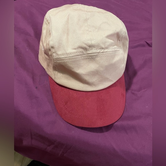 Woman’s summer cap - Picture 1 of 5